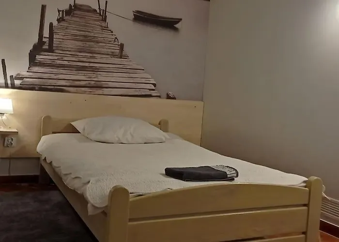 Spacious Apartment In Green District.